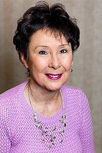 Headshot of Nona Wolosin