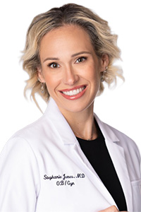 Headshot of Stephanie-Marie Jones